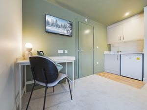 Photo 8- click for photo gallery